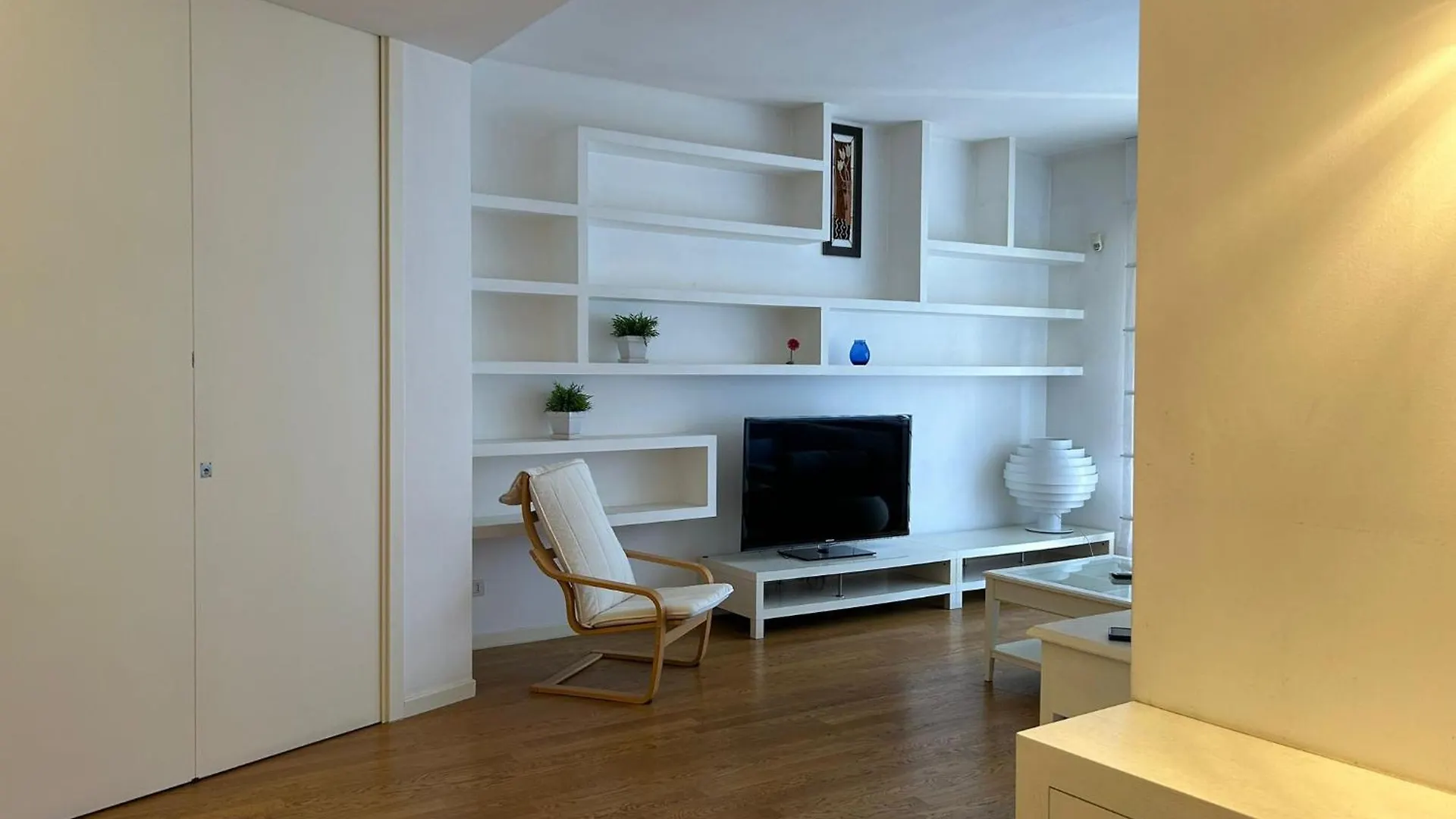 Piccinni Exclusive Suite 182 Bari 0*,