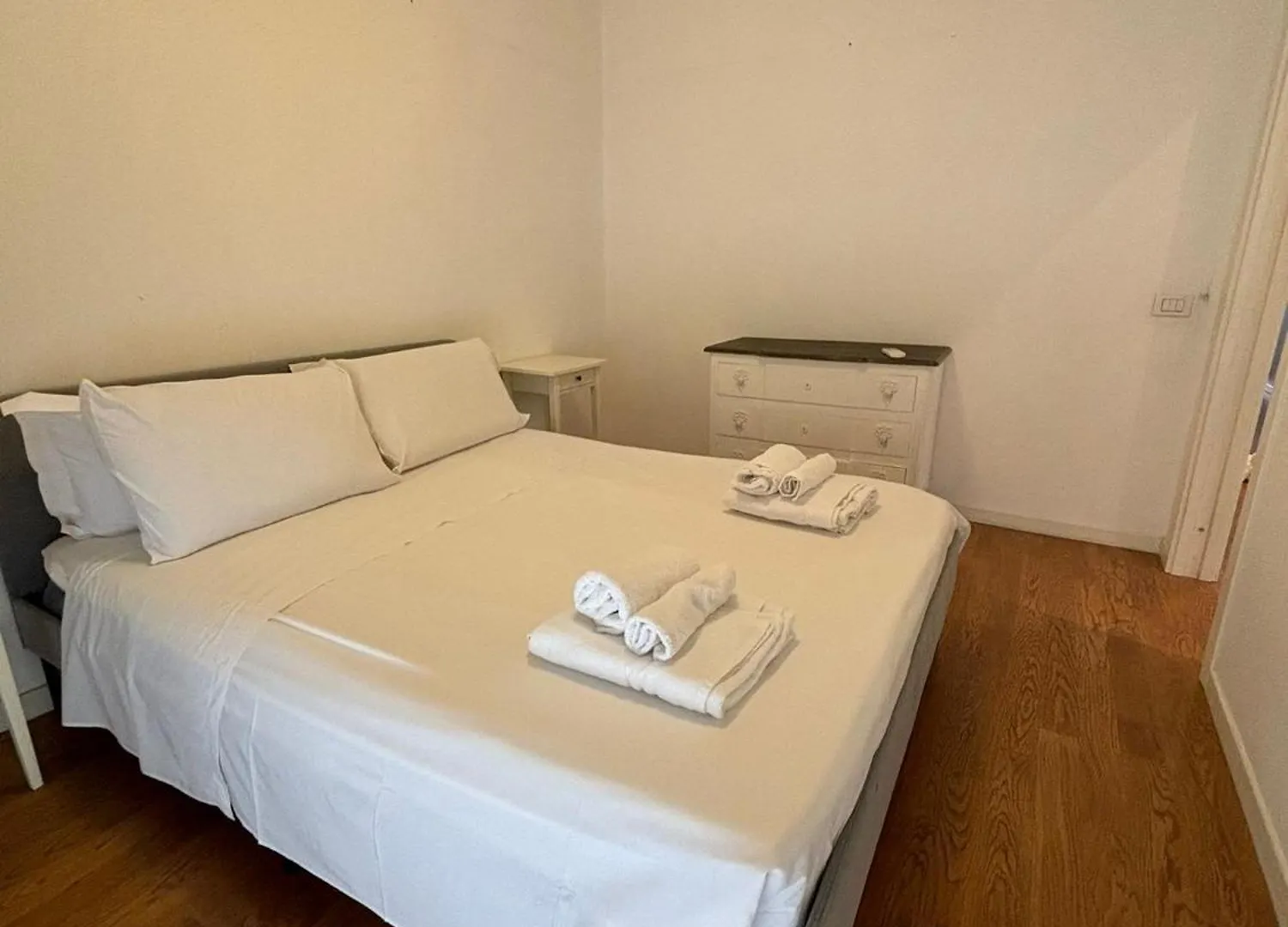 Piccinni Exclusive Suite 182 바리 아파트