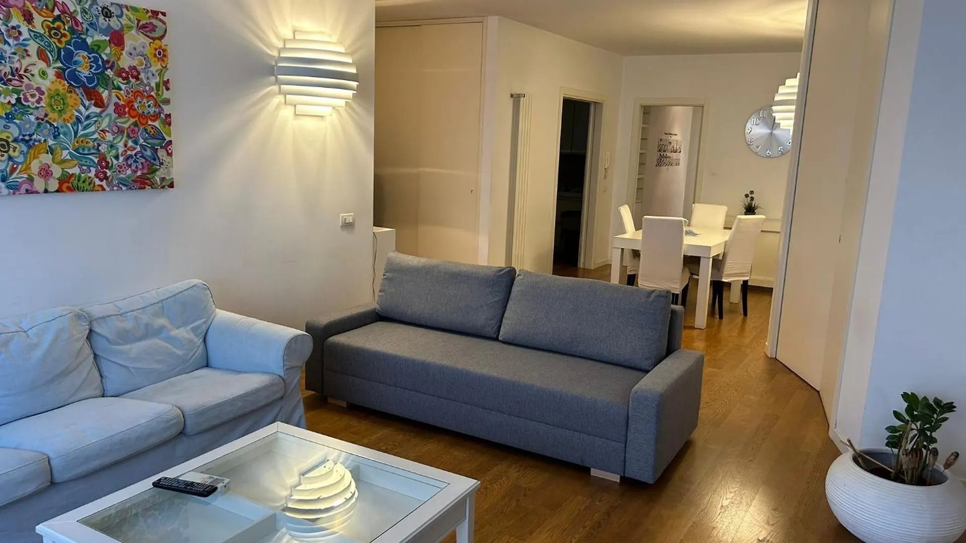 Piccinni Exclusive Suite 182 바리 아파트
